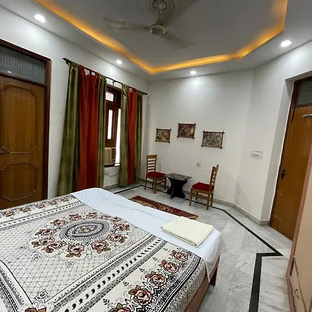 N Homestay Agra Tajganj Exterior photo