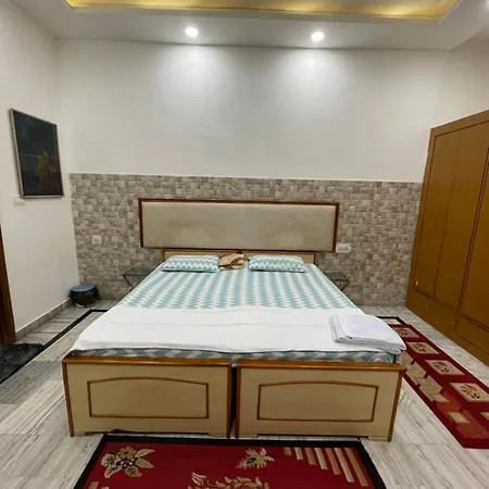 N Homestay Agra Tajganj Exterior photo
