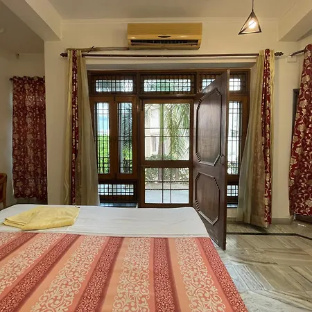 N Homestay Agra Tajganj Exterior photo
