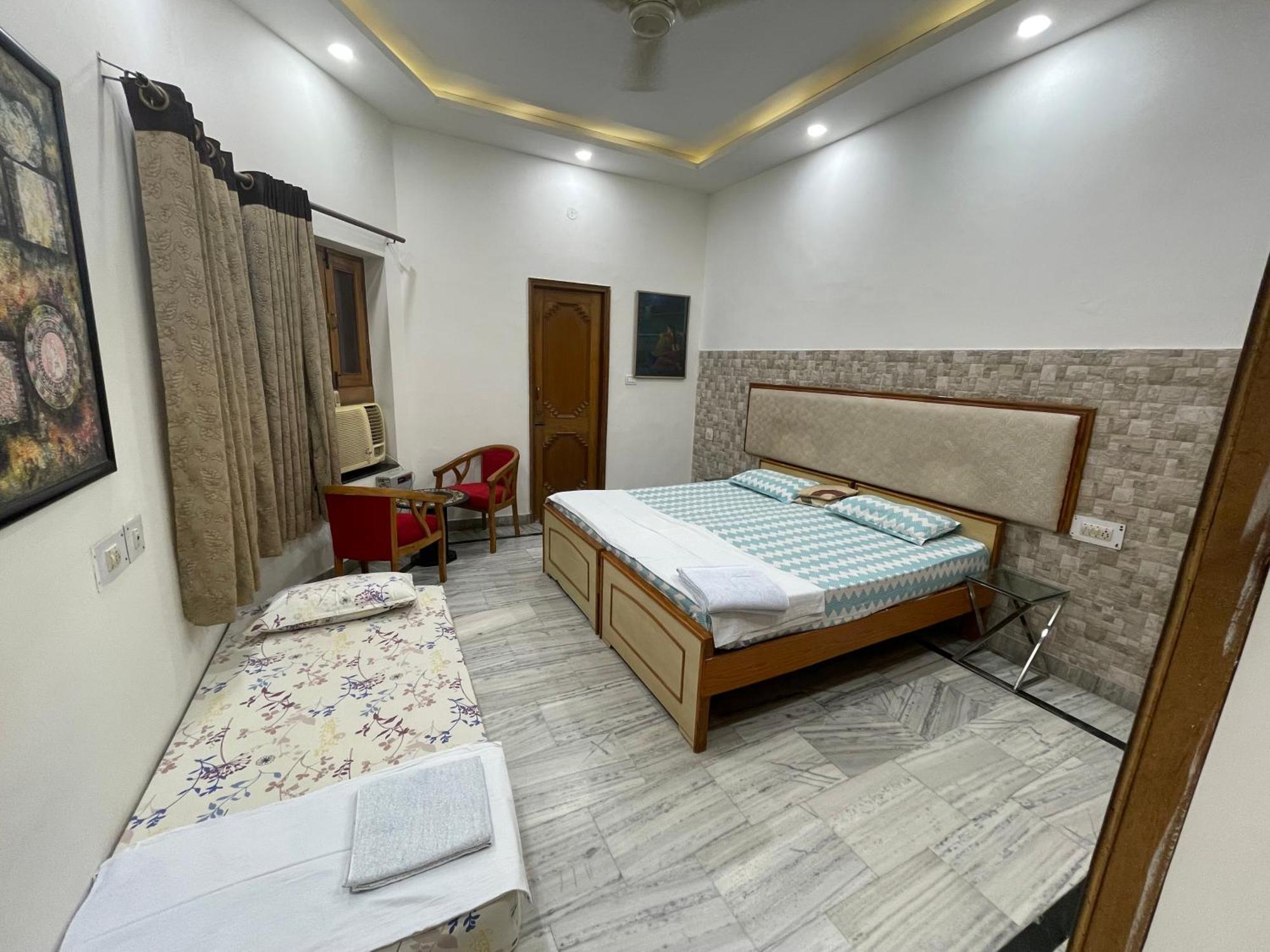 N Agra Tajganj