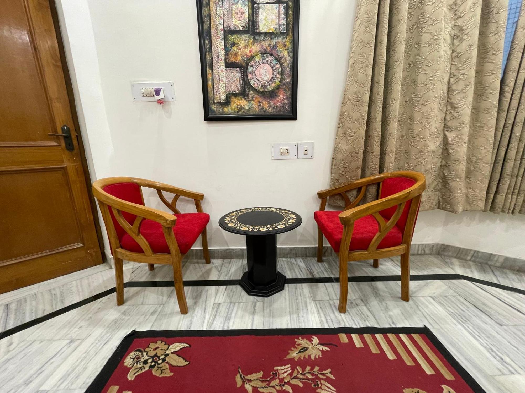 N Agra Homestay Tajganj