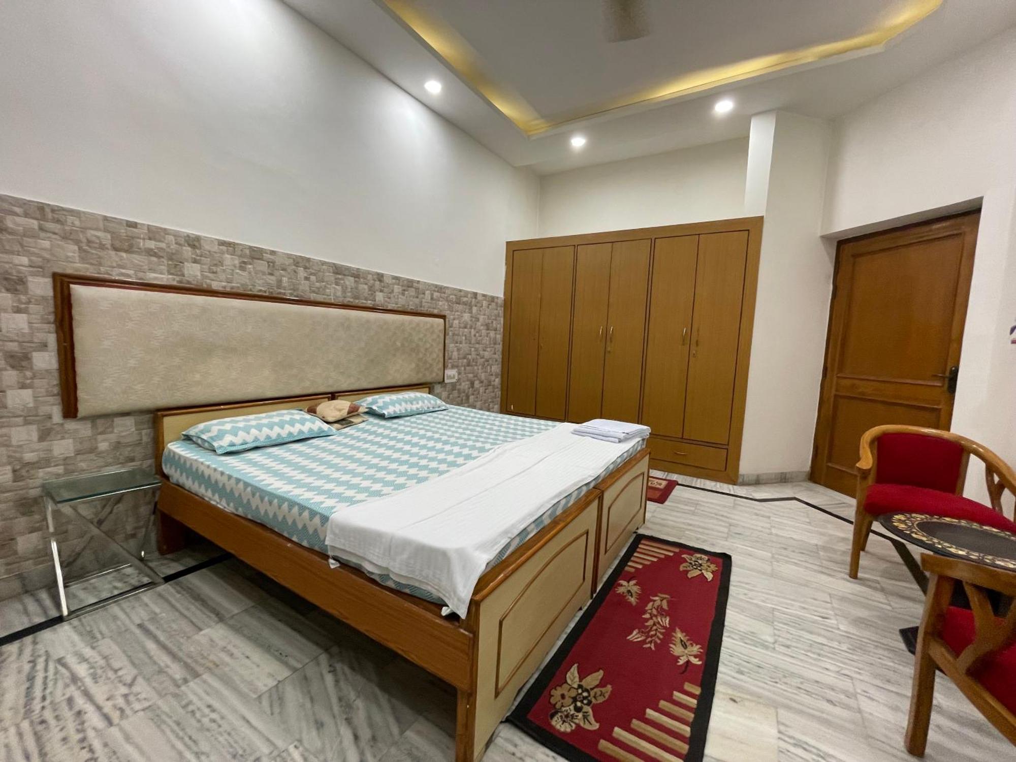 Homestay N Agra Tajganj