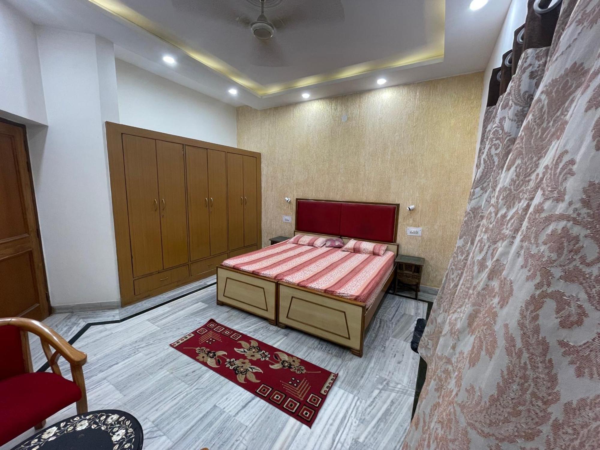 Homestay N Agra Tajganj
