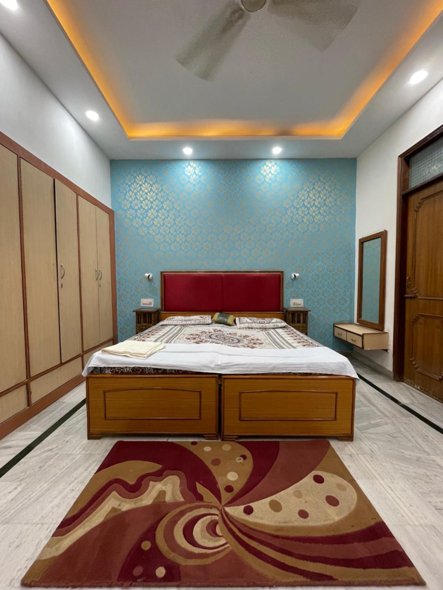 N Agra Homestay