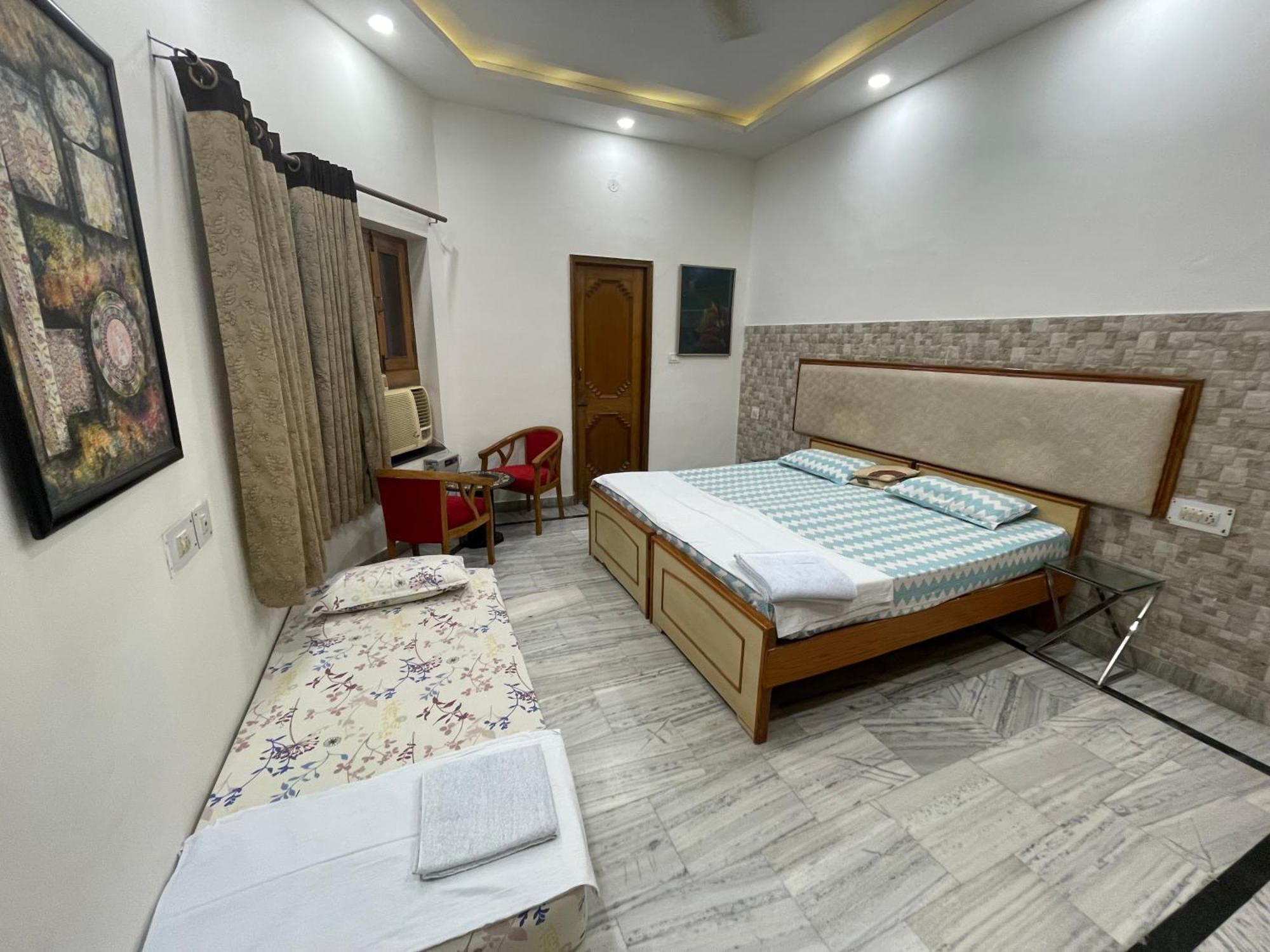 Homestay N Agra Tajganj