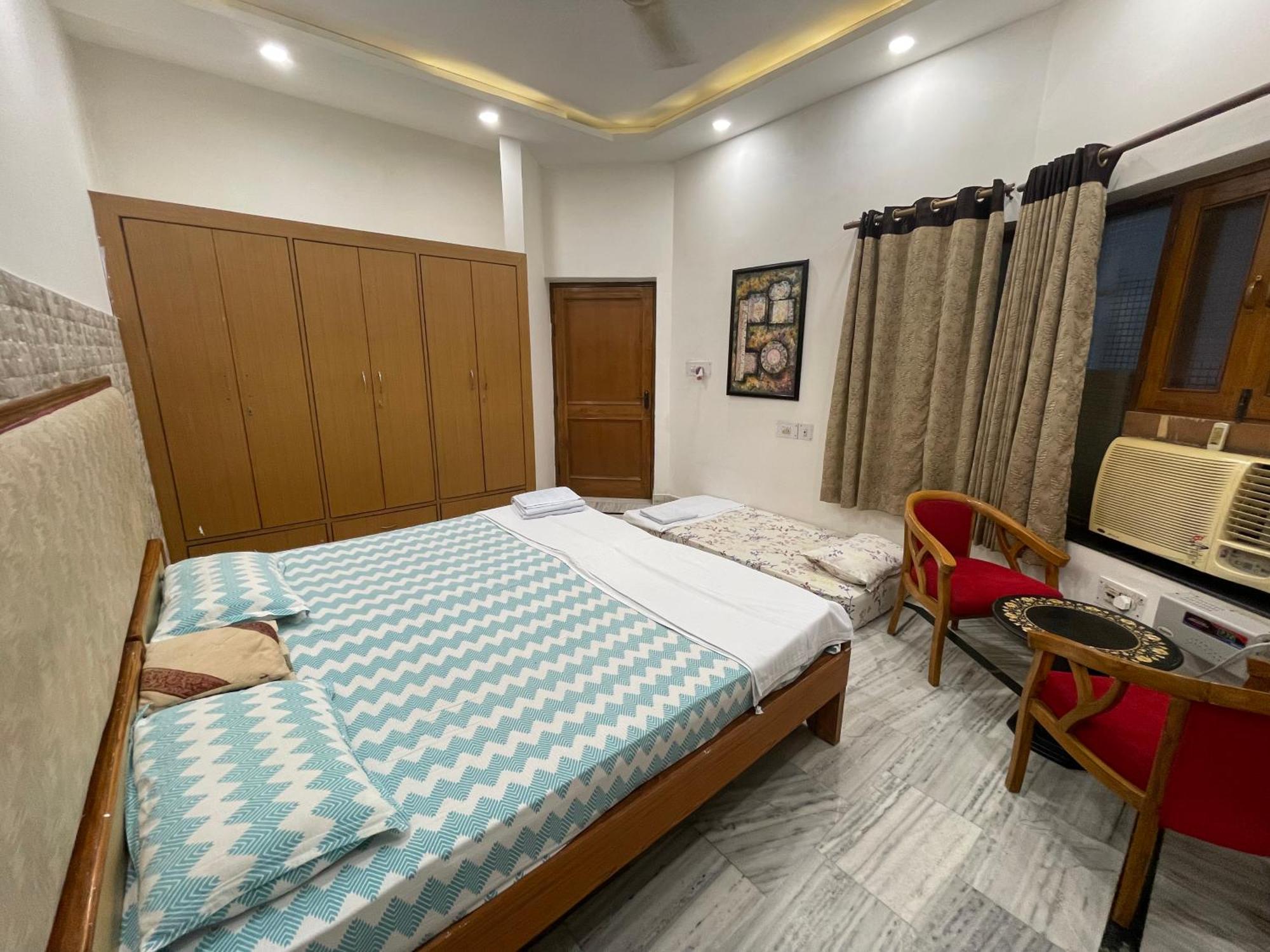 N Agra Tajganj