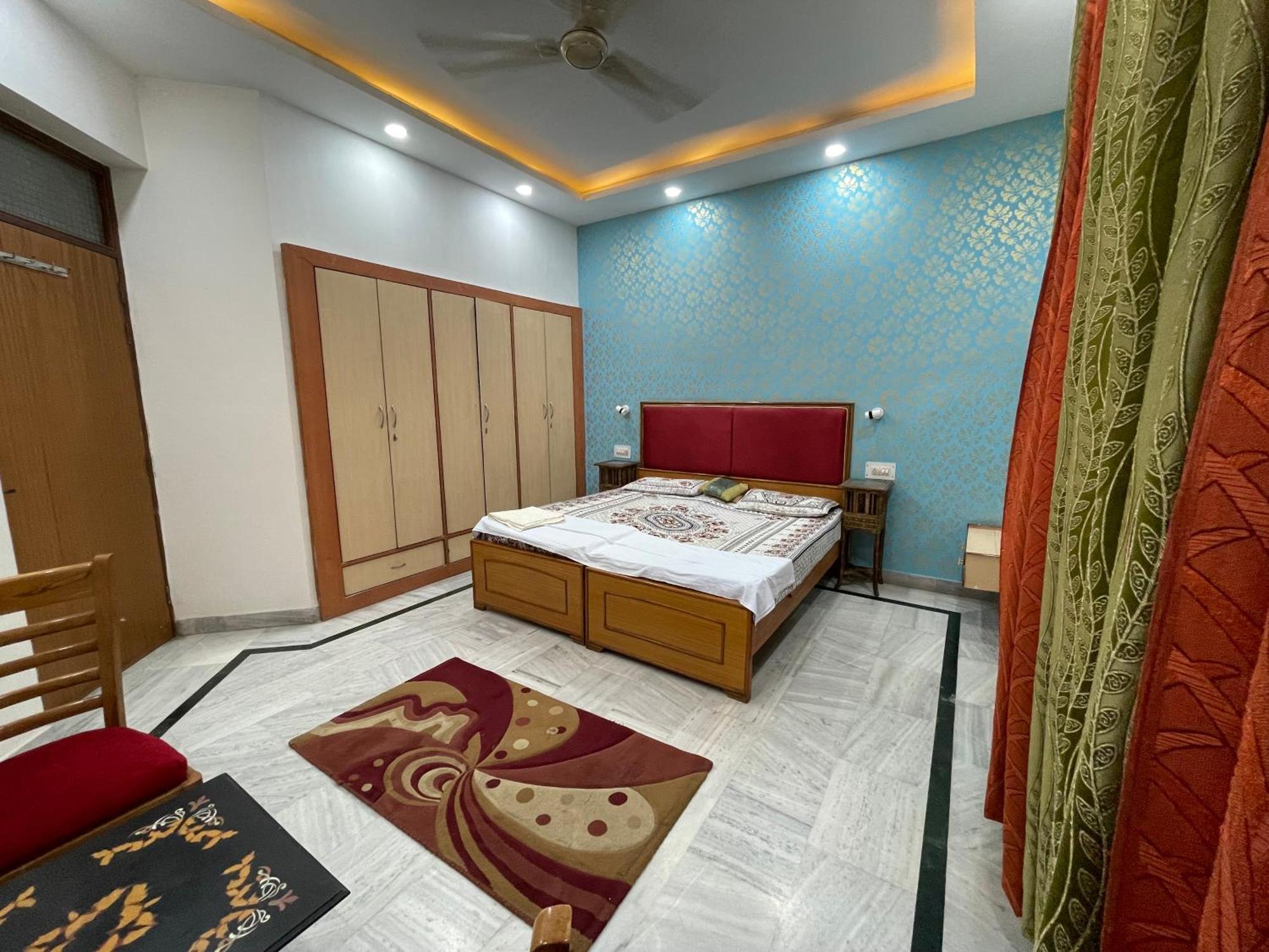 Homestay N Agra Tajganj